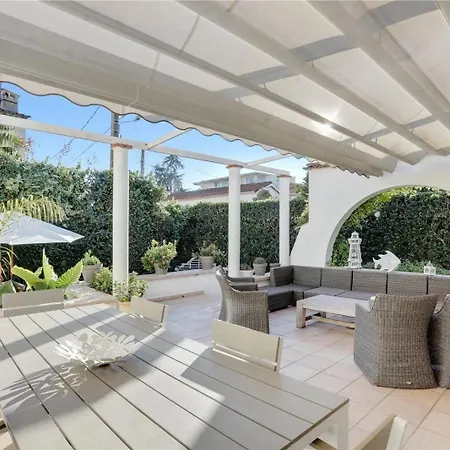 Le Cabanon Cap D 80 M De La וילה