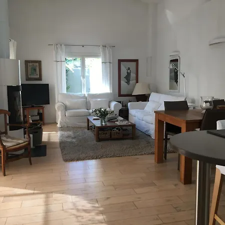 فيلة Le Cabanon Cap D 80 M De La *