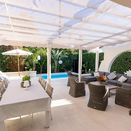 Le Cabanon Cap D 80 M De La *