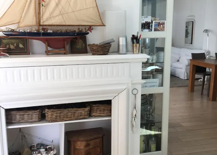 Le Cabanon Cap D 80 M De La アンティーブ