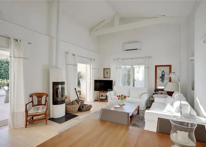 别墅 Le Cabanon Cap D 80 M De La 昂蒂布