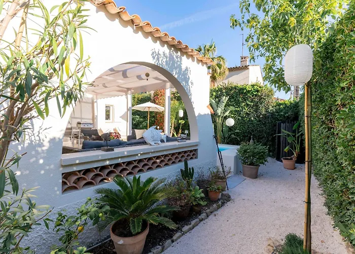 Le Cabanon Cap D 80 M De La